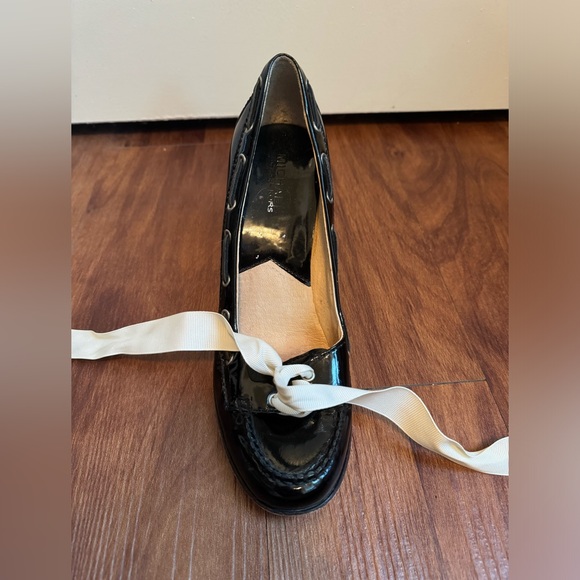 Michael Kors Tabitha Mary Jane Block Heel Size 9 - Picture 10 of 11